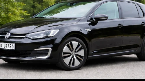 VOLKSWAGEN GOLF E golf long range med div utstyr!