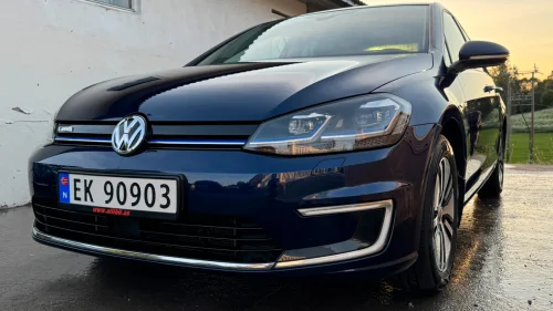 VOLKSWAGEN GOLF E-golf/300km/DynAudio/Skinnseter/Varmepumpe