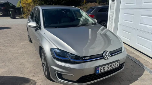 VOLKSWAGEN GOLF E-golf