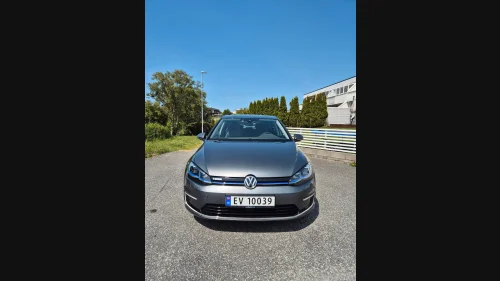 VOLKSWAGEN GOLF eGolf