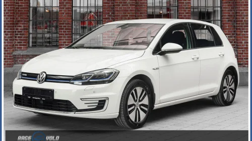 VOLKSWAGEN GOLF GPS - Kamera - Garanti -