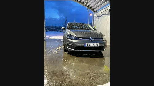 VOLKSWAGEN GOLF E-GOLF 100KW