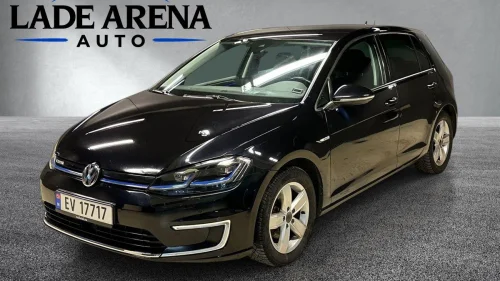VOLKSWAGEN GOLF e-Golf 136hk /300km/NAVI/KAMERA/ISOFIX/SKINN/ACC