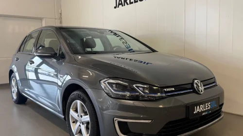 VOLKSWAGEN GOLF e-golf/ Norsk/ ACC/ Keyless/ 1 Eier/ EU Januar 2028