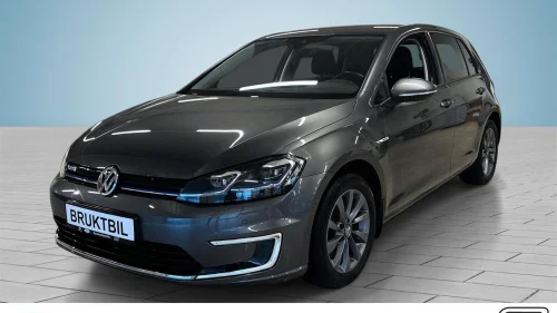 VOLKSWAGEN GOLF El. motor Highline Skinn/Adaptiv Cruise/Kamera