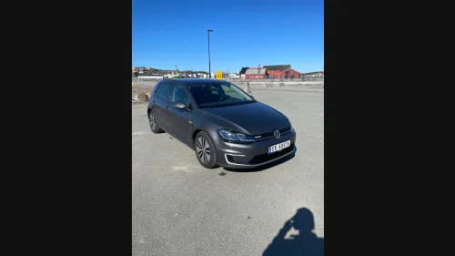 VOLKSWAGEN GOLF E-golf