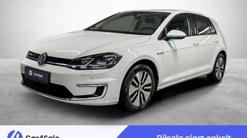 VOLKSWAGEN GOLF 300km / Norsk / R.kam / ACC / V.Pumpe / Navi / Keyless+