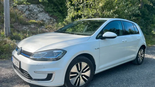 VOLKSWAGEN GOLF E-golf
