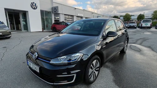 VOLKSWAGEN GOLF 300KM/EL/2017/ADAPTIV CRUISE/NAVI/LED/KEYLESS/96100km/