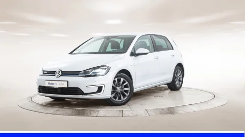 VOLKSWAGEN GOLF 136hk - R.Kam, ActiveInfo, Skinn, ACC, Keyless