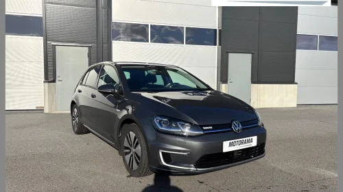 VOLKSWAGEN GOLF 300Km | ACC | R-Kam | Keyless | Navi | Norsk | EU 7/27