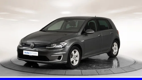 VOLKSWAGEN GOLF 136hk - R.Kam, Skinn, ACC, Navi