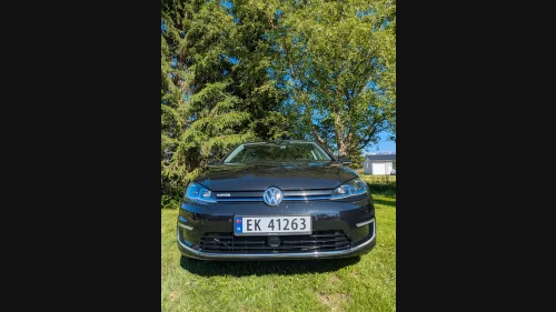 VOLKSWAGEN GOLF E-Golf