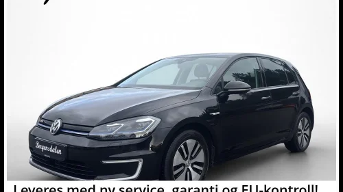 VOLKSWAGEN GOLF 300km, Keyless, R, Kamera, Dyn LED lys, Garanti