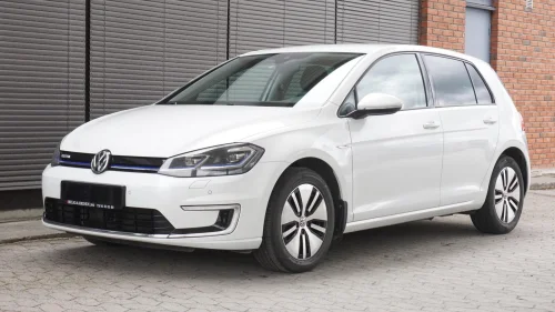 VOLKSWAGEN GOLF 136 hk 300 KM WLTP /klima/DAB/Cruise/Servicehistorikk