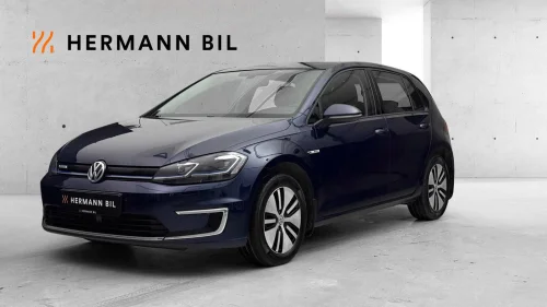 VOLKSWAGEN GOLF 300km/Varmepumpe/ACC/Navi/LED/CarPlay/136HK
