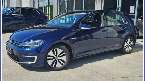 VOLKSWAGEN GOLF E-Golf 136hk 300km ACC Navi DAB BT R.kam EU3/27