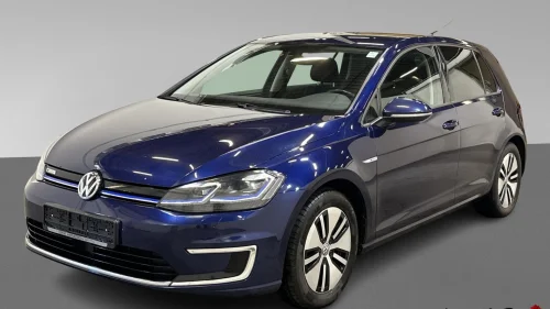 VOLKSWAGEN GOLF 136 hk 35.8 kWh 300 km WLTP
