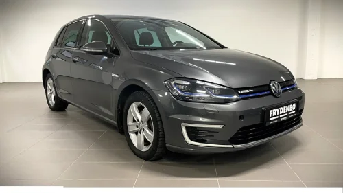 VOLKSWAGEN GOLF 136 hk R.KAM|ACC|LED|VARMEP|AMBIENTE|TONEDE|300KM+
