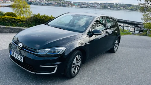 VOLKSWAGEN GOLF Exclusive