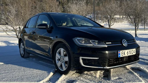 VOLKSWAGEN GOLF eGolf 100kW