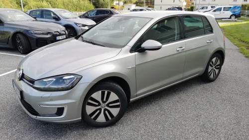 VOLKSWAGEN GOLF 136hk