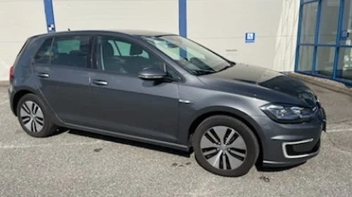 VOLKSWAGEN GOLF 24 KW 116HK HIGHLINE LED-LYS ESP PDC