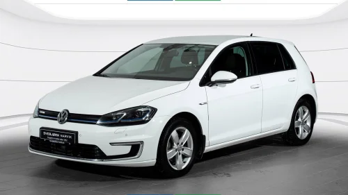 VOLKSWAGEN GOLF E-golf 136 hk //223km//Varmepumpe//Keyless//LED//