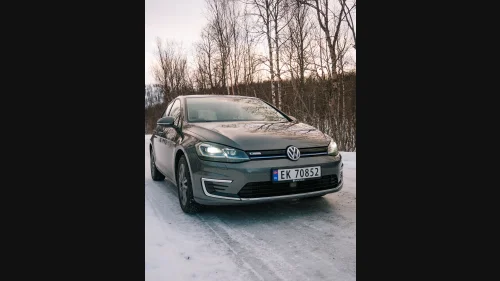 VOLKSWAGEN GOLF E-Golf