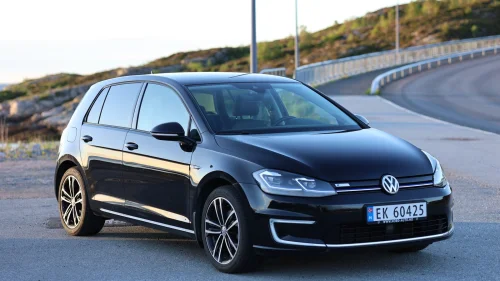 VOLKSWAGEN GOLF Full speccet!
