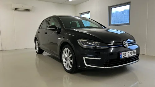 VOLKSWAGEN GOLF Skinn/R.kamera/Acc/Dab+/Telefon