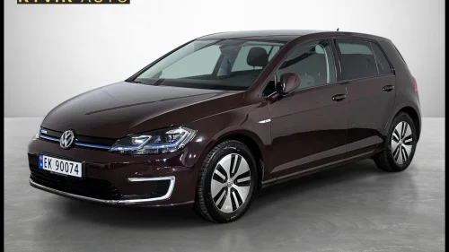 VOLKSWAGEN GOLF 136hk | ACC | Varmepumpe | Ryggekamera | Keyless | LED