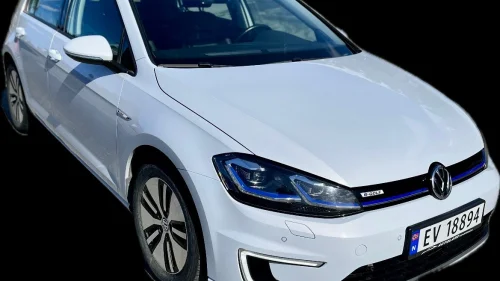 VOLKSWAGEN GOLF E-Golf 2018 – 70 000km – EU til 2028