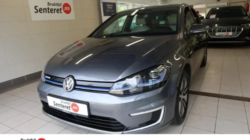 VOLKSWAGEN GOLF e-Golf Skinn ,S.Seter,Navi,Active infodisplay,R.kamra