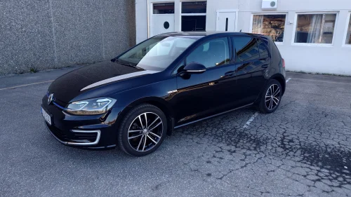 VOLKSWAGEN GOLF E-GOLF