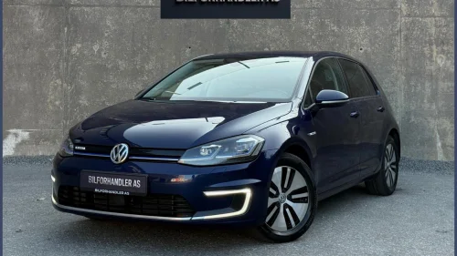VOLKSWAGEN GOLF GARANTI | STRØKEN | SKINN