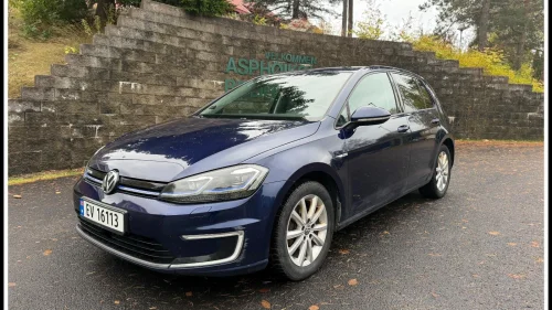 VOLKSWAGEN GOLF 100kW Skinn/ACC/Digitalspeedo/Ryggekamera++