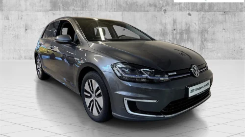 VOLKSWAGEN GOLF E-GOLF NORSK SKINN KAMERA DIGITALT DISPLAY LAV KM++