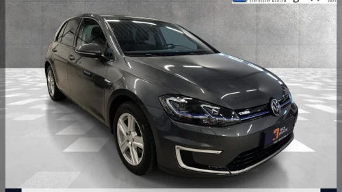 VOLKSWAGEN GOLF E-GOLF/136HK/NAVI/ACC/LED/PDC/DAB/VARMESETER