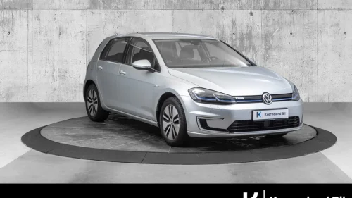 VOLKSWAGEN GOLF E-golf 300km/skinn/ryggekamera