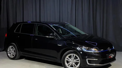 VOLKSWAGEN GOLF E-GOLF 100KW 136HK/ACC/DAB+/Keyless/LED/Kamera/Dig.dash