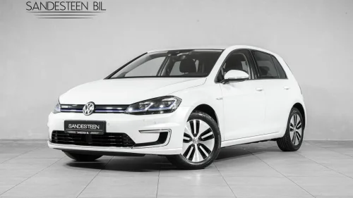 VOLKSWAGEN GOLF 300KM/RYGGEKAMERA/KEYLESS/ACC/BLINDSONE+++