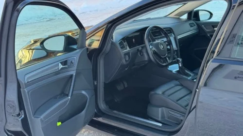 VOLKSWAGEN GOLF E-golf