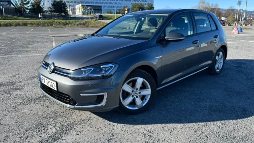 VOLKSWAGEN GOLF e-Golf 2019 | 230 km WLTP | Full servicehistorikk