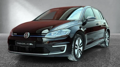 VOLKSWAGEN GOLF 300km WLTP*SKINN*R.KAM*NORSK*kr. 1.295 ,- per mnd!