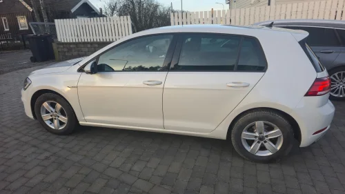 VOLKSWAGEN GOLF Exclusive.  Fullspekket med utstyr.