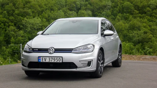 VOLKSWAGEN GOLF E-Golf