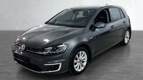 VOLKSWAGEN GOLF Skinn, navi, klima, dynamiske LED +++