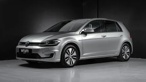 VOLKSWAGEN GOLF 300KM|Active Info|Ryggekamera|Park Assist|S+V|LAV KM!