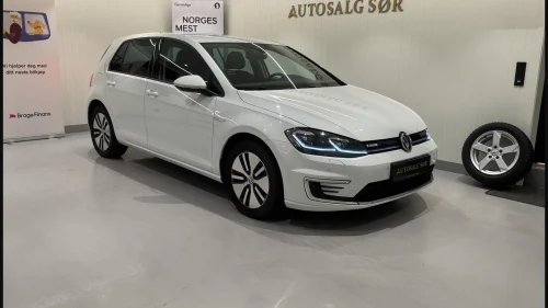 VOLKSWAGEN GOLF E-Golf 300KM /ACC/LED/PDC/NAVI/Keyless/Varmepumpe+++